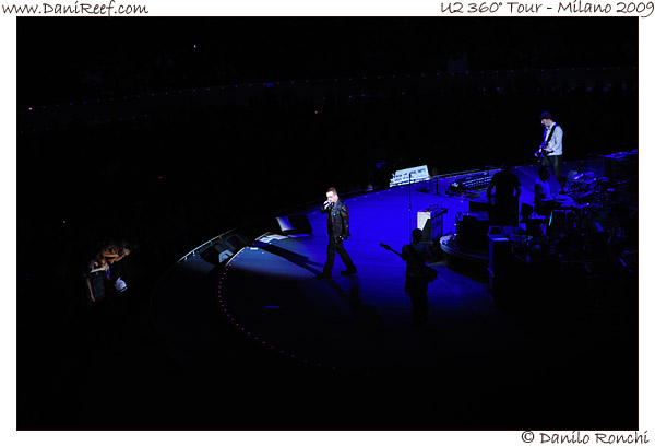 U2 360° Tour Milano 2009 -Bono Vox - The Edge - Larry Mullen jr. - Adam Clayton