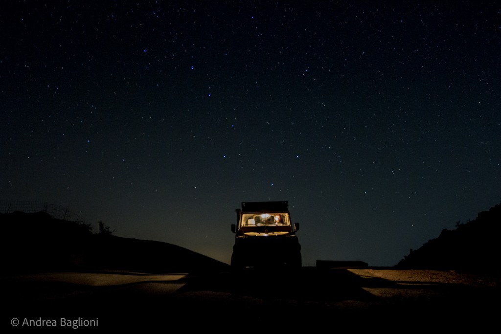 Un intenso cielo stellato in uno scatto nei pressi di Creta. Photo courtesy of Andrea Baglioni
