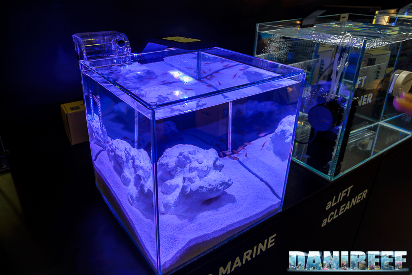 Stand Aqualighter a Zoomark 2017: Acquario Nano Marine Set da 15 litri