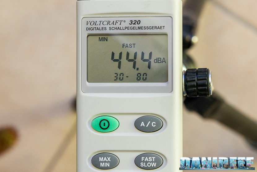 Schiumatoio UltraReef Akula UKS 180: misurazione del rumore