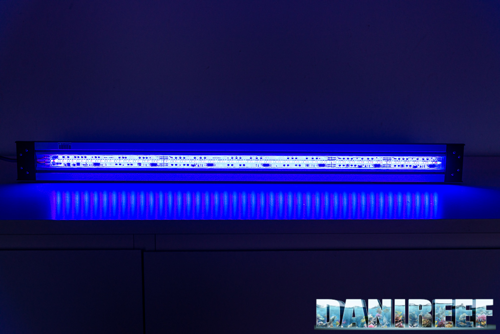 Le barre a LED Oase Highline Premium LED 65 testate nel DaniReef LAB