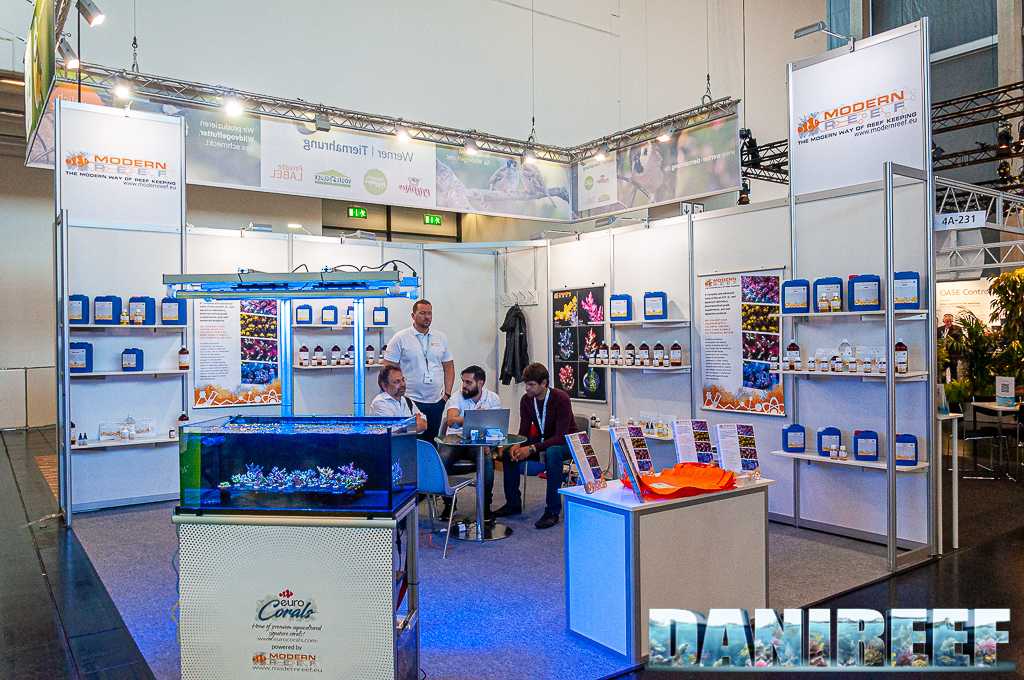 An overview of Modern Reef's booth at Interzoo 2022