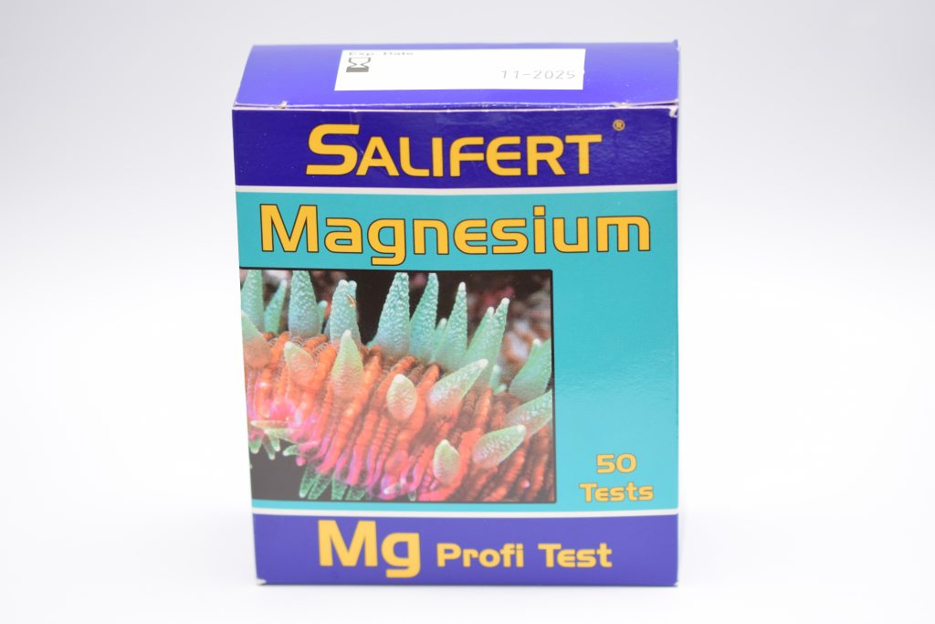 Test Mg Salifert di fronte.
