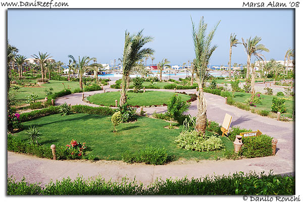 Holiday Beach Resort