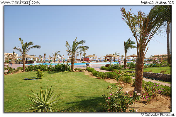Holiday Beach Resort