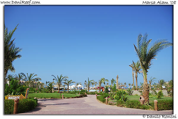 Holiday Beach Resort