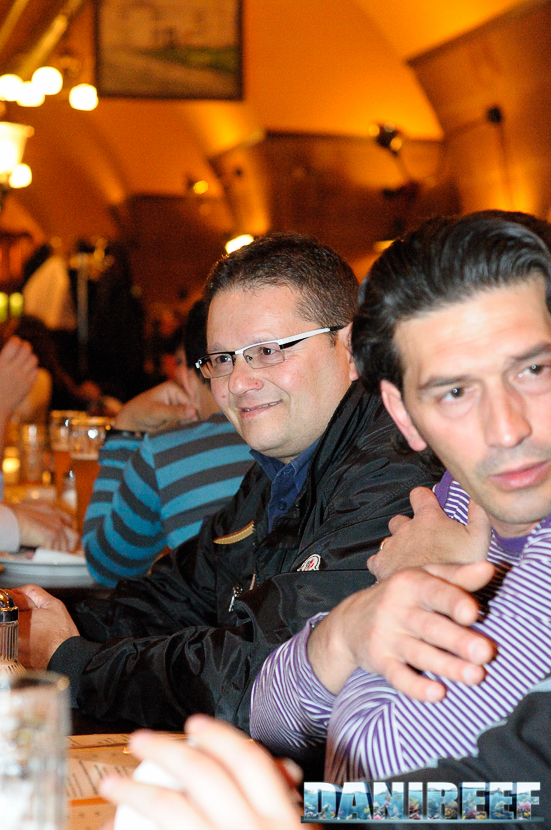 L'amico Maurizio Gana alla cena che facemmo durante l'Interzoo 2010 a Norimberga L'amico Maurizio Gana alla cena che facemmo durante l'Interzoo 2010 a Norimberga