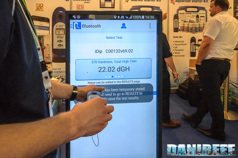 L'applicazione eXact-iDip è compatibile con iOS e Android. Si interfaccia via bluetooth al fotometro e mantiene lo storico delle misurazioni effettuate. 2016_05 Interzoo Norimberga idip 1270