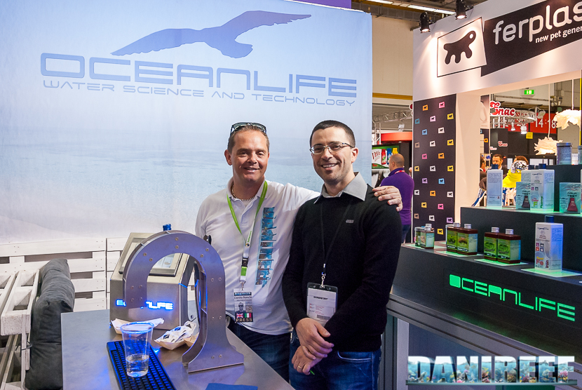Simone degli Esposti di OceanLife a sinistra e Danilo Ronchi di DaniReef a destra Simone degli Esposti di OceanLife a sinistra e Danilo Ronchi di DaniReef a destra