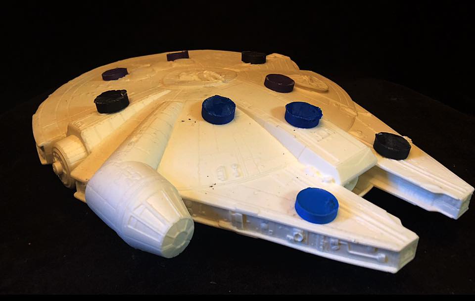 Portatalee a forma di Millenium Falcon