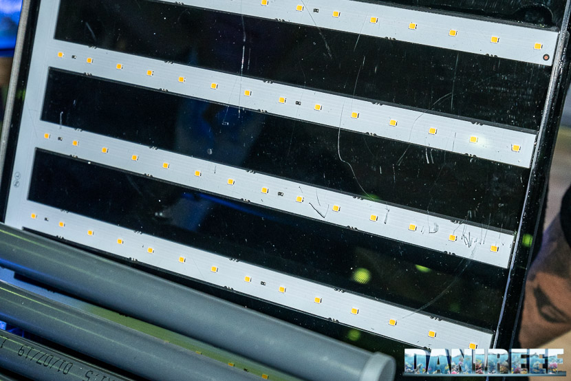Aquascaping store propone le nuove lampade Desac ed un interessante filtro ad alghe