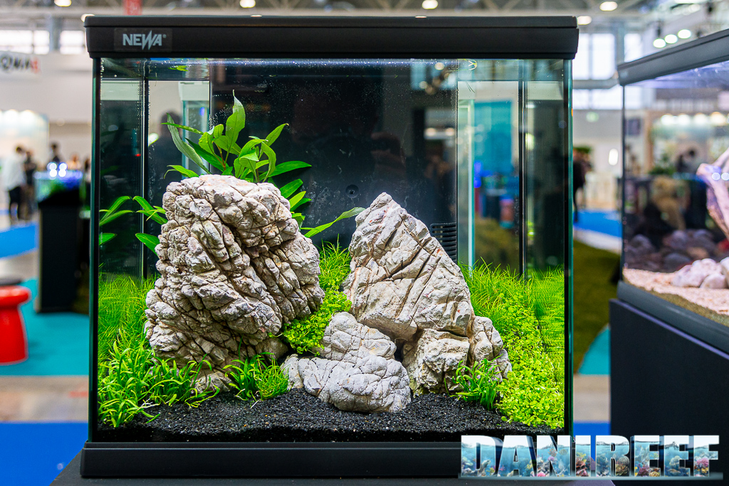 I nuovi acquari mirabello, novità 2021, presso lo stand Newa a Zoomark 2021