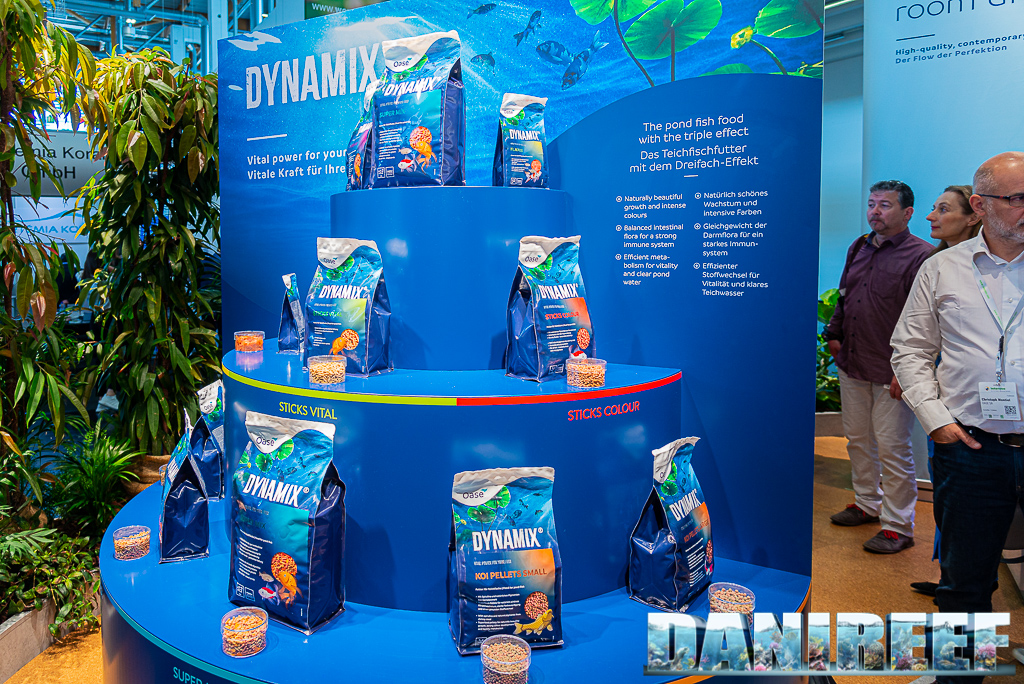 E parliamo dei nuovi mangimi Oase: Dynamix visti a Interzoo 2022