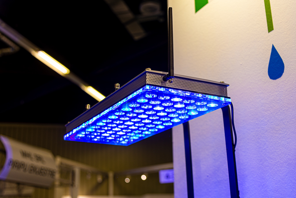Orphek iCon in dettaglio nello stand AGP all'Interzoo 2022