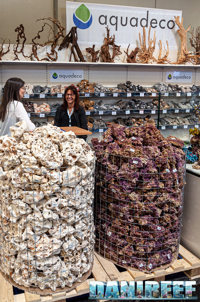 I cesti con le rocce dedicate alle vasche di barriera