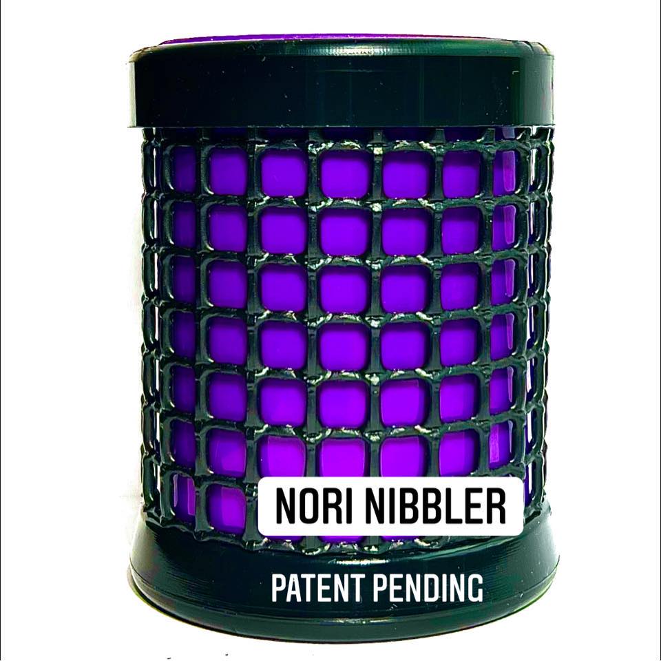 Alghe nori per pesci chirurgo in modo creativo: nori nibbler