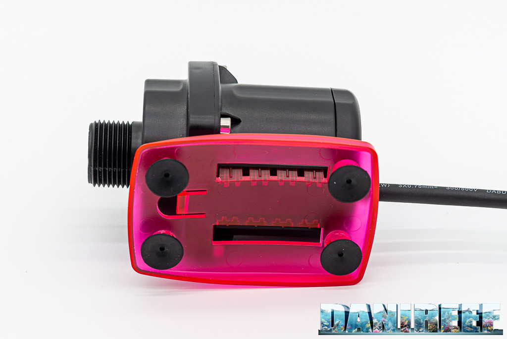 Pompa di risalita ASF NewJet DC 2000 recensione - slitta e ventose in dotazione