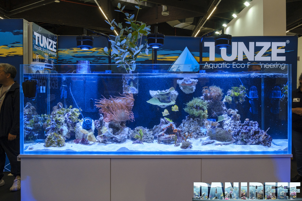 Lo stand Tunze-Kessil ad Interzoo 2024 Lo stand Tunze-Kessil ad Interzoo 2024