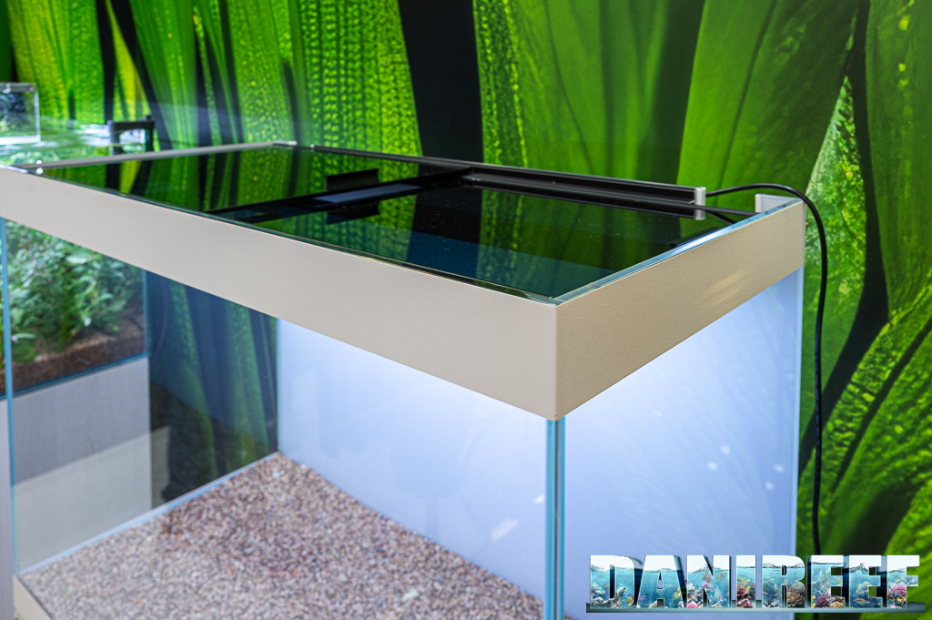 Il coperchio degli acquari Waterbox