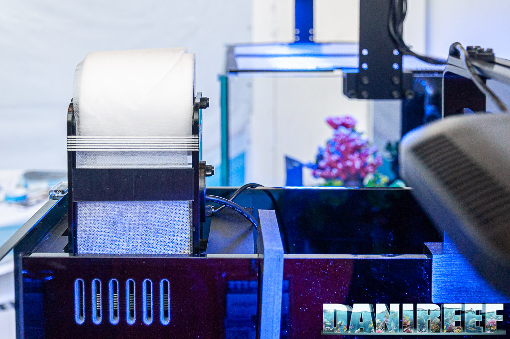 Particolare del vano tecnico del Tabletop T45 di Neptunian Cube Particolare del vano tecnico del Tabletop T45 di Neptunian Cube