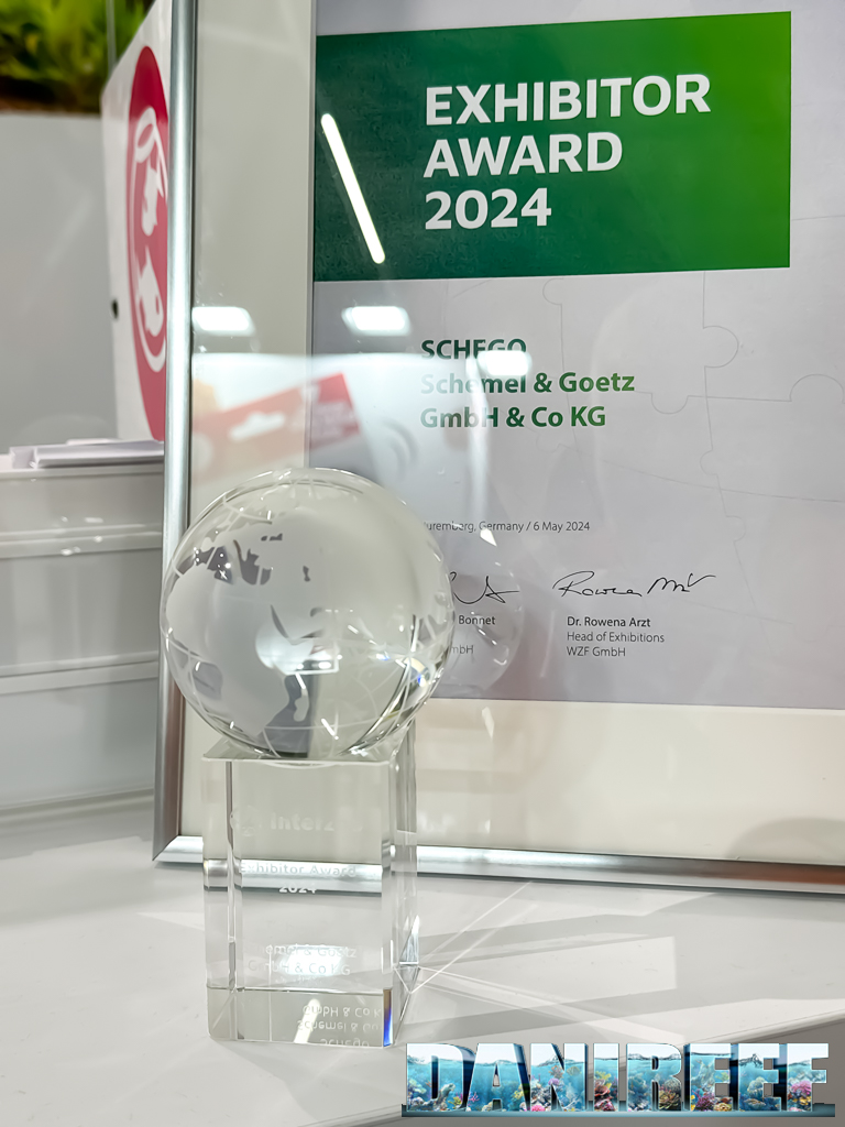 L'Exibitor Award 2024 conferito a Schego durante quest'ultimo Interzoo L'Exibitor Award 2024 conferito a Schego durante quest'ultimo Interzoo