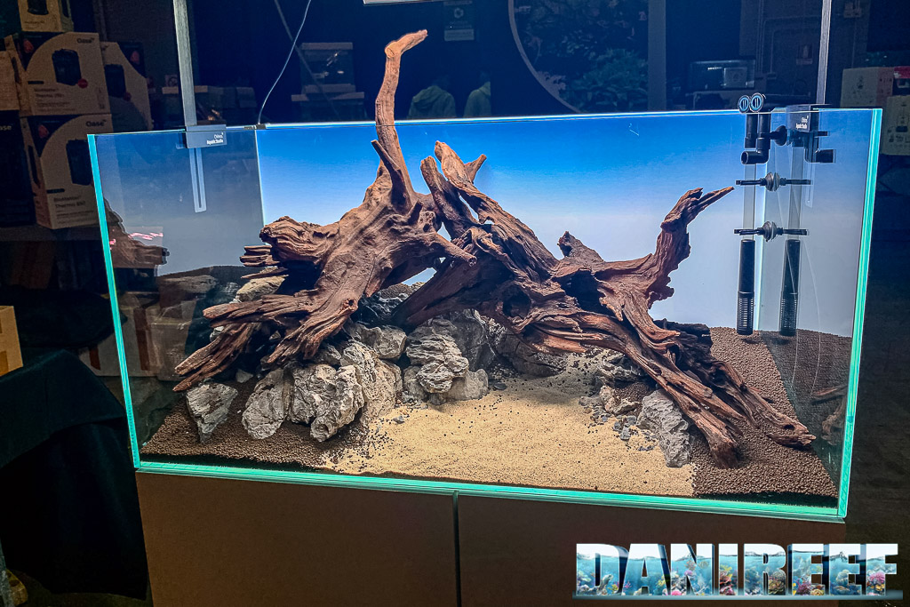 Hardscape presso lo stand AgriPetGarden a PetsFestival 2024