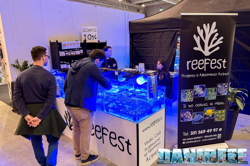 Lo stand Reefest