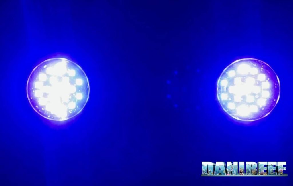 Noopsyche K7 Pro V3 con tutti i canali LED accesi