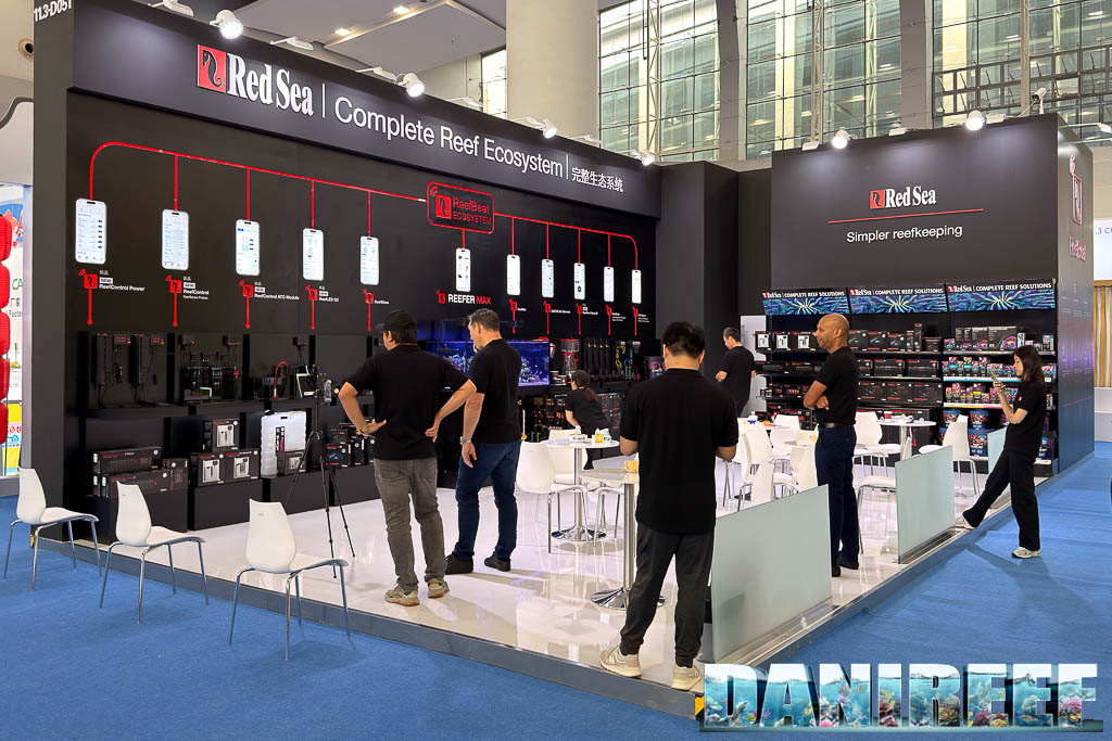 Lo stand Red Sea come visto al Cips 2025, anch'esso di proprietà del fondo Cresco Ltd