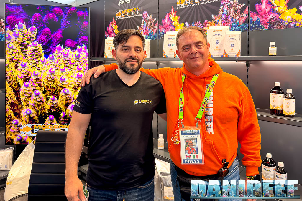 Ali Akil e DaniReef allo stand Modern Reef Eurocorals a Interzoo 2026