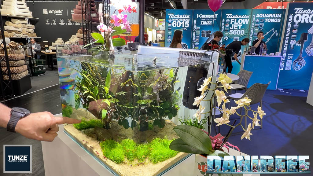 Sistema rotante Tunze per piante e coralli visto a Interzoo 2026